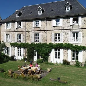 Chateau De Savennes - Caveau De Sabrage Savennes (Puy-de-Dome)