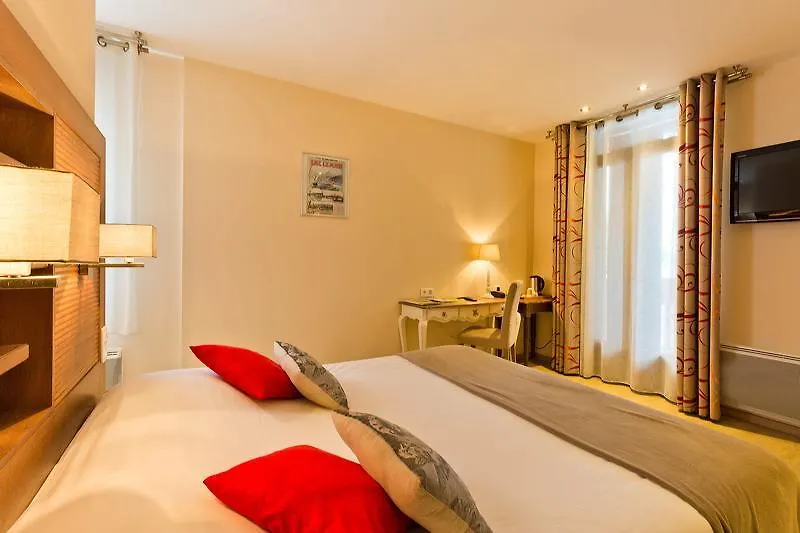 Hotel De La Plage Publier 3*,  France